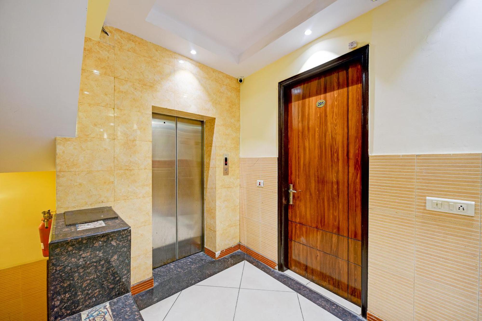 Hotel Le Grand - Walk-In From Rk Ashram Metro Station 新德里 外观 照片