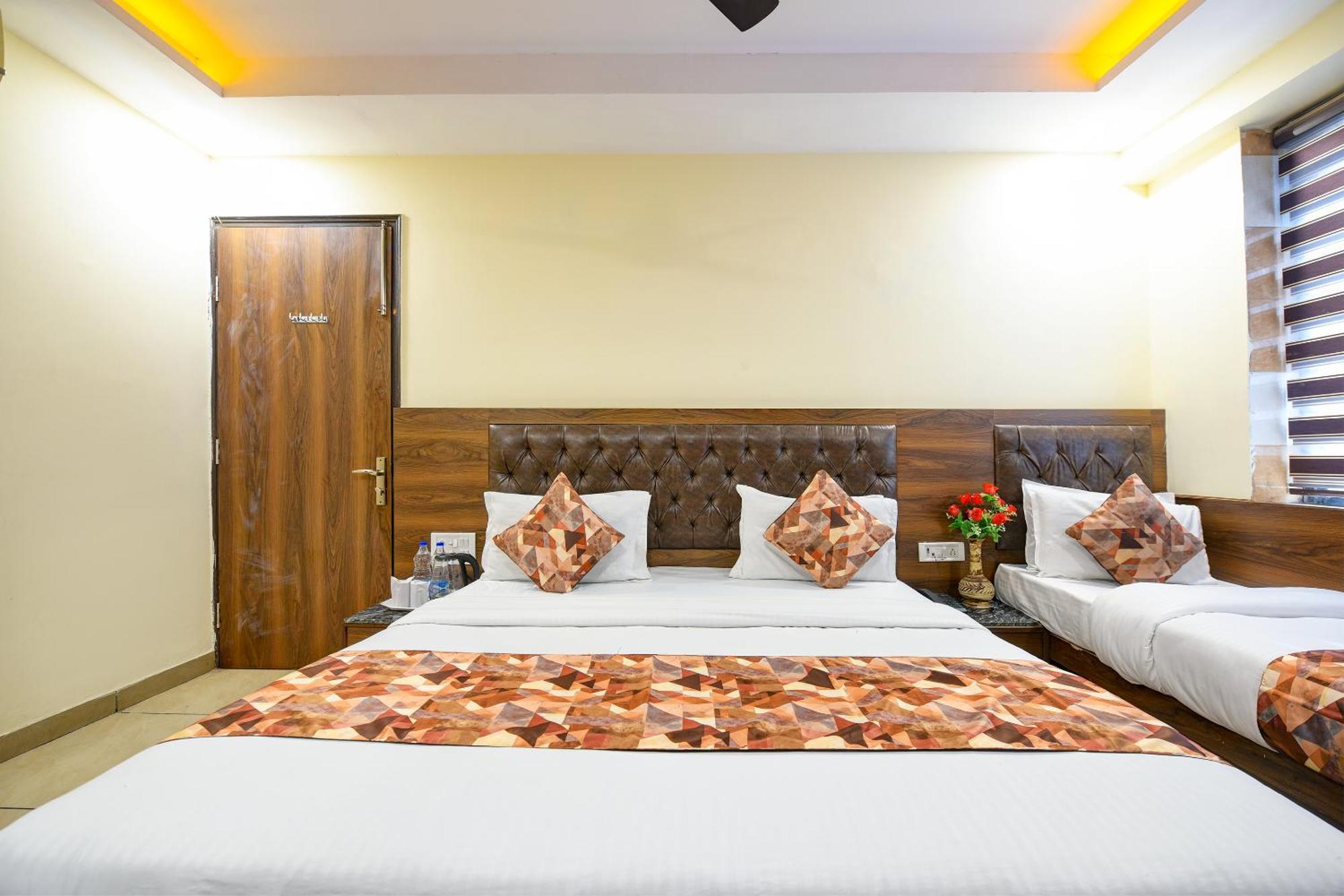 Hotel Le Grand - Walk-In From Rk Ashram Metro Station 新德里 外观 照片