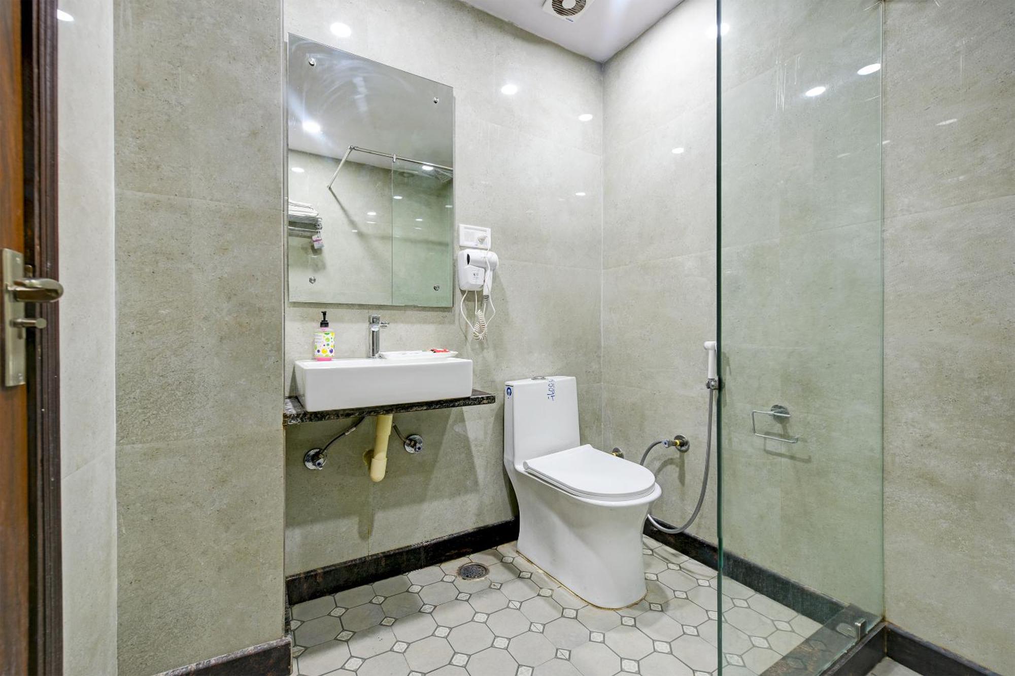 Hotel Le Grand - Walk-In From Rk Ashram Metro Station 新德里 外观 照片