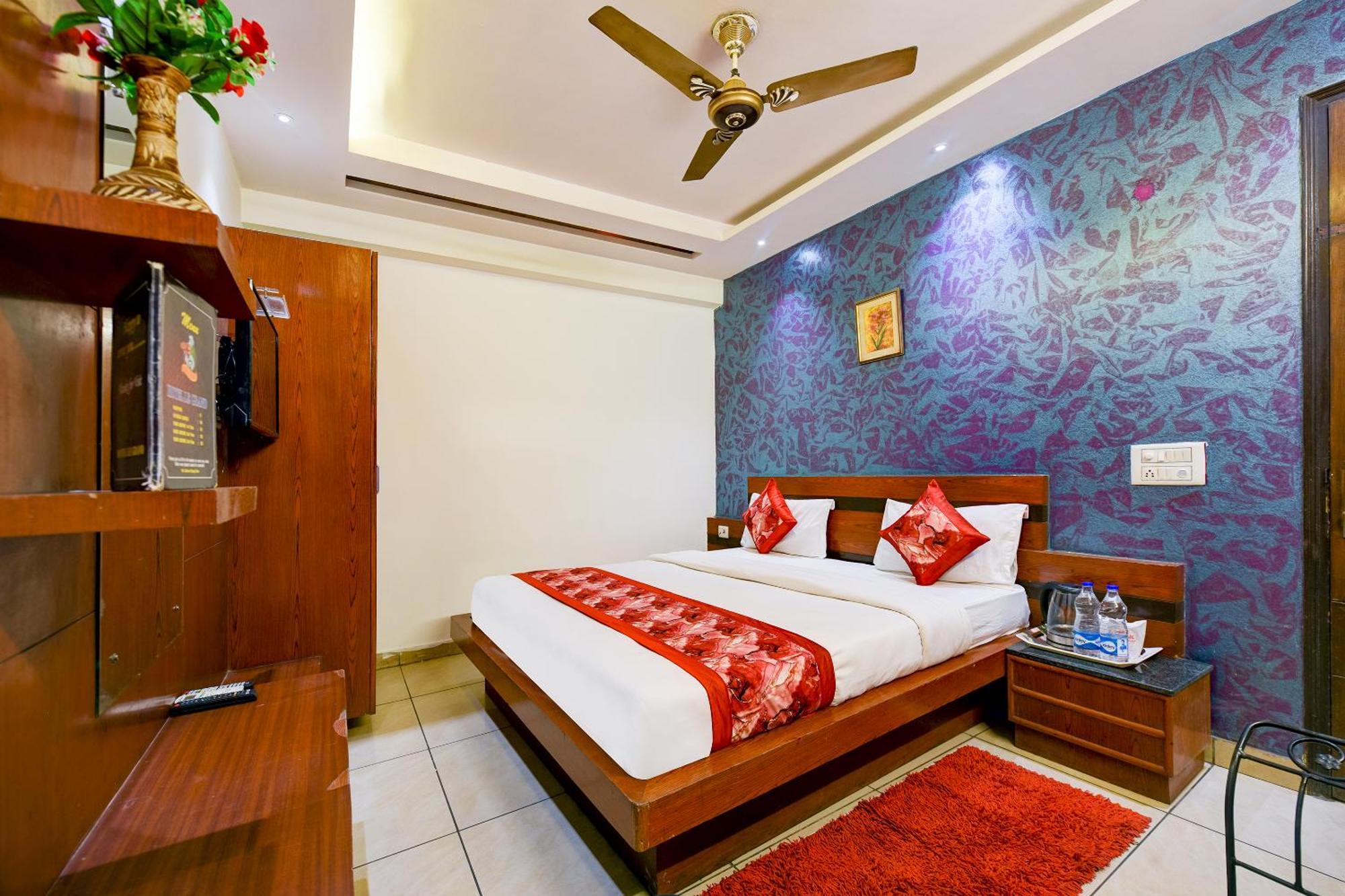 Hotel Le Grand - Walk-In From Rk Ashram Metro Station 新德里 外观 照片