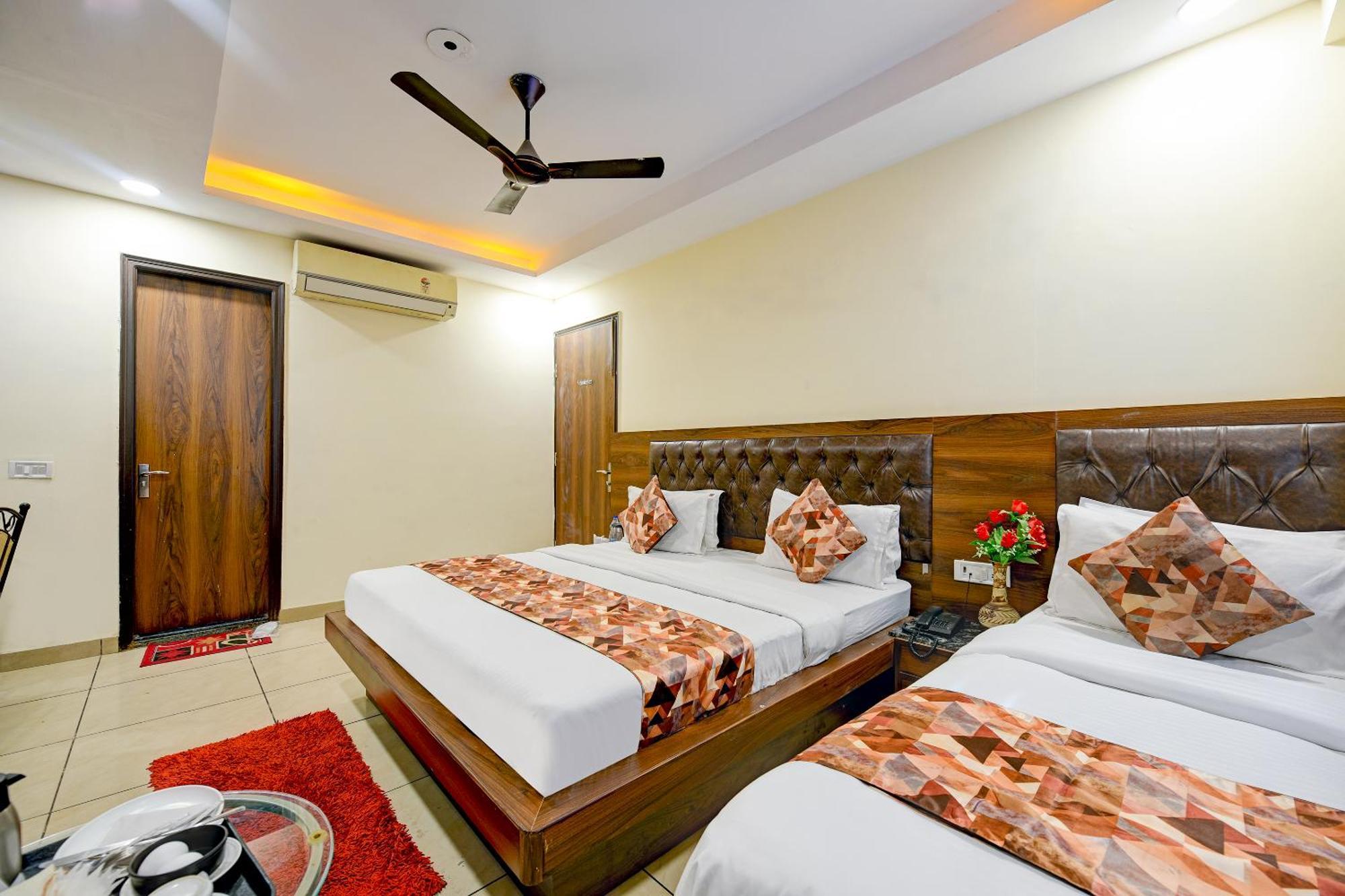 Hotel Le Grand - Walk-In From Rk Ashram Metro Station 新德里 外观 照片