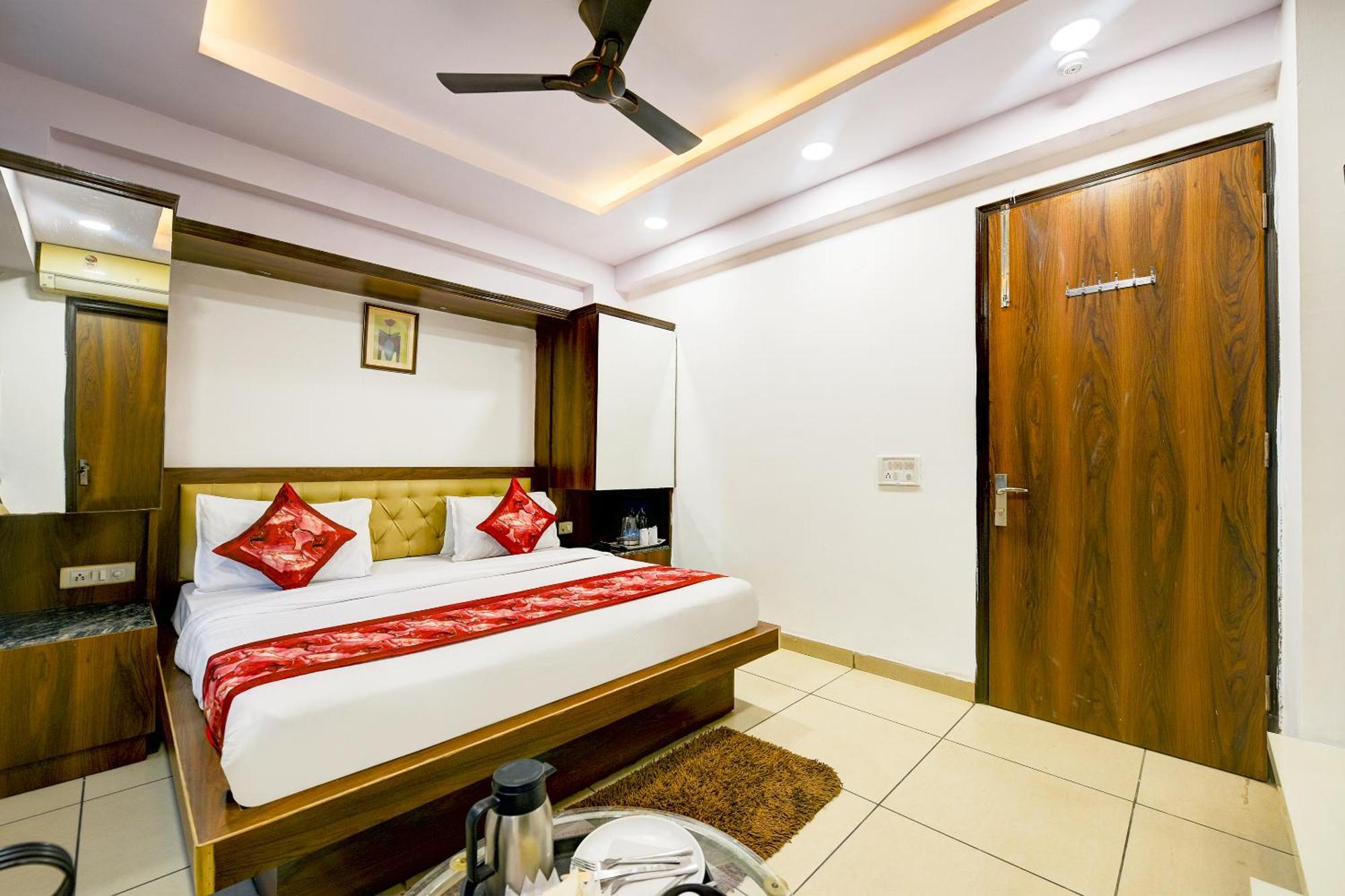 Hotel Le Grand - Walk-In From Rk Ashram Metro Station 新德里 外观 照片