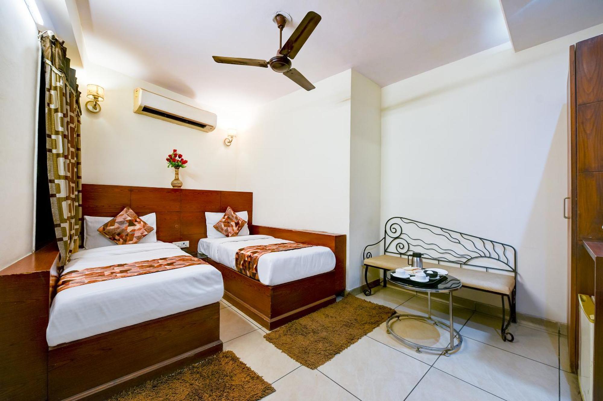 Hotel Le Grand - Walk-In From Rk Ashram Metro Station 新德里 外观 照片