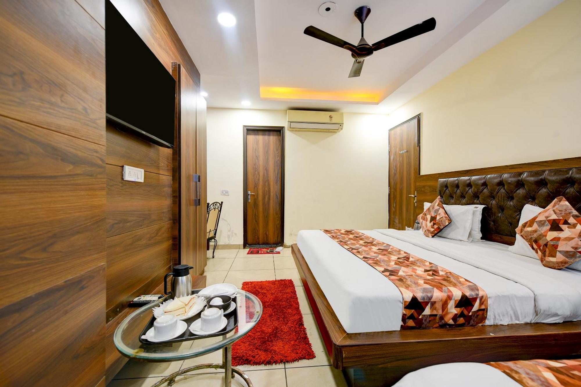 Hotel Le Grand - Walk-In From Rk Ashram Metro Station 新德里 外观 照片
